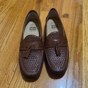 Nunn Bush memory foam leather loafer